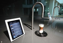 走进未来厨房：控制iPhone冲泡咖啡
